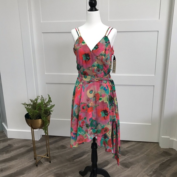 ❌SOLD OUT❌ BB DAKOTA floral wrap dress - NEW only size 4 left - Picture 5 of 14